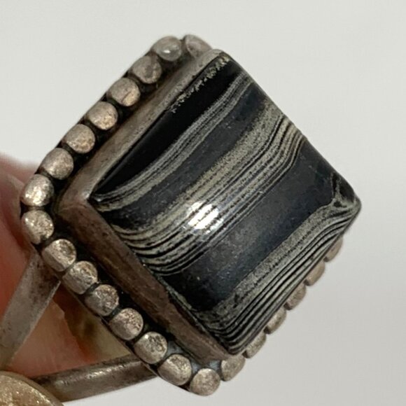 VTG 925 S/S Ring Dotted Banded Black Zebra Agate Square Stone SZ 9 WT 5.37G - Picture 1 of 7